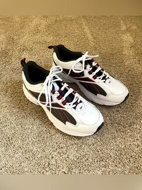 Men’s Reebok Shoes - Size 10 - New
